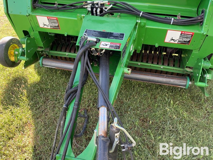 2015-john-deere-569-image-11