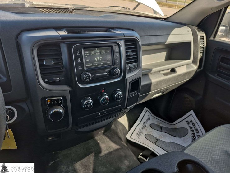 2017-dodge-1500-image-12