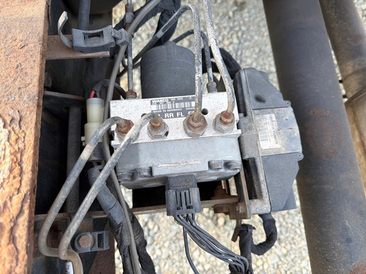 2002-international-4300-sba-image-24