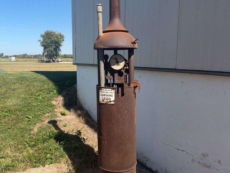 wayne-gas-pump-image-1