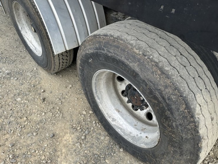 2012-vactor-2100-image-13