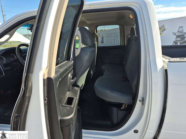 2017-dodge-1500-image-14