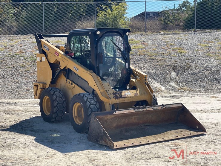 2019-caterpillar-272d3-image-1