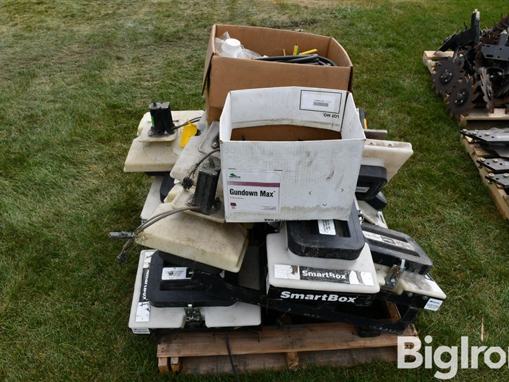 pallet-of-smart-boxes-image-6
