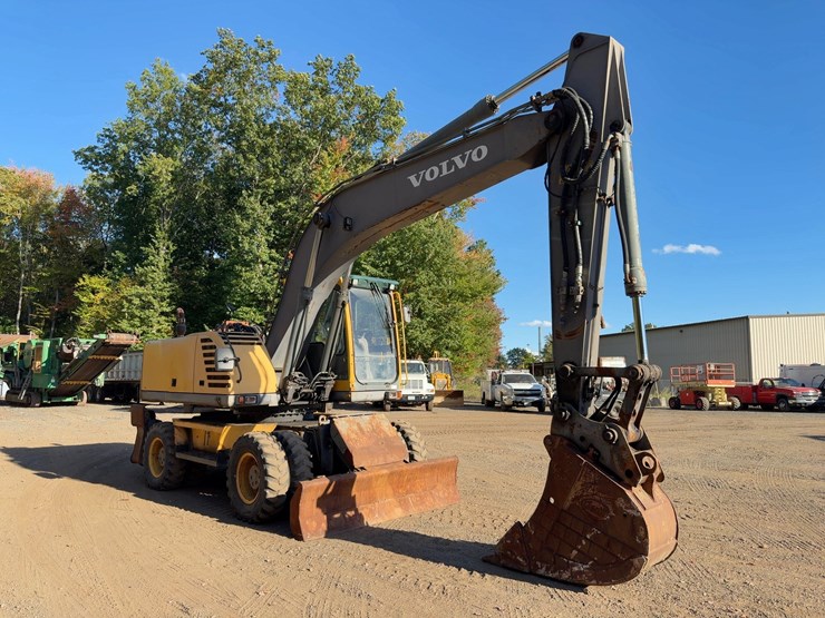 2005-volvo-ew180b-image-7