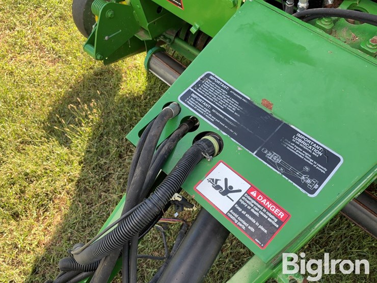 2015-john-deere-569-image-16