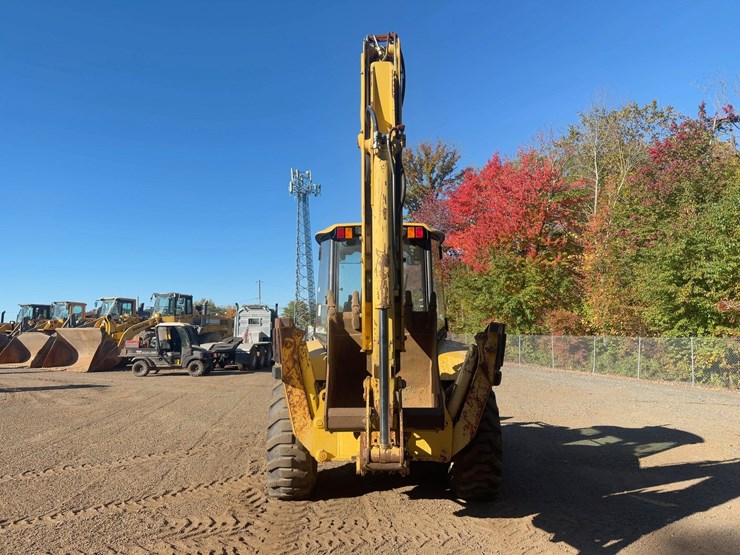 2005-komatsu-wb150aws-2-image-4