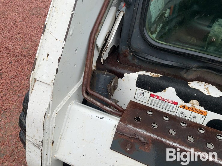 2004-bobcat-s185-image-18