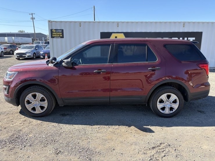 2018-ford-explorer-image-7