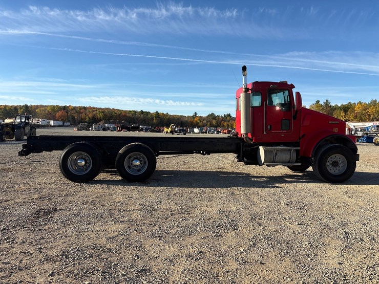 2007-kenworth-w900-image-6
