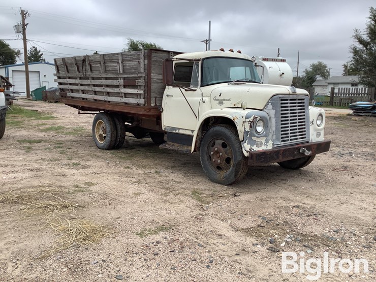 1964-international-loadstar-image-3