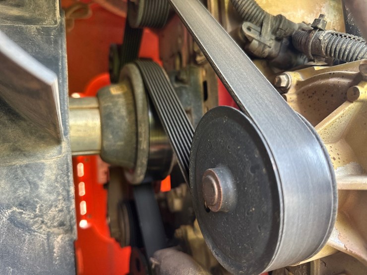 2019-jlg-8042-image-40