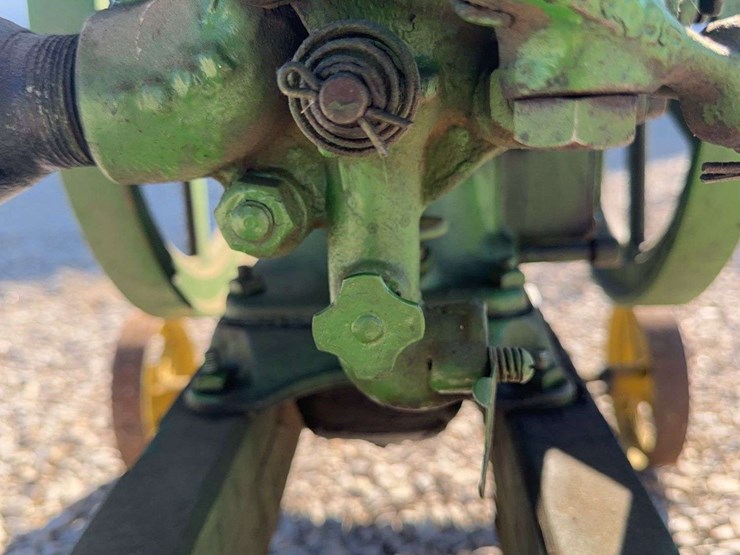 john-deere-112-image-10