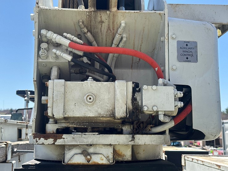 2009-international-durastar-4300-image-24
