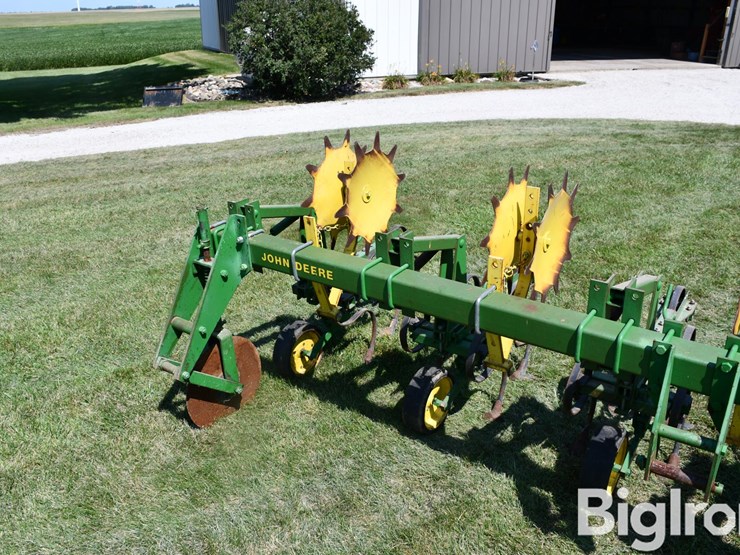 john-deere-er825-8r30-cultivator-image-10