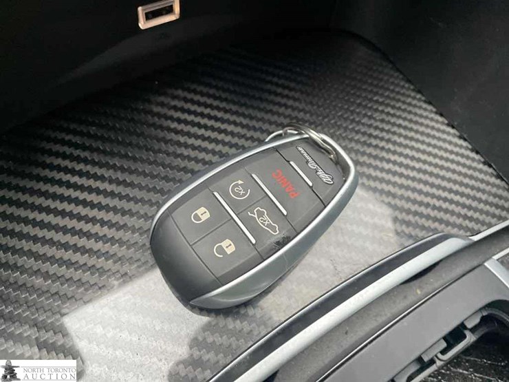 non-operable-2018-alfa-r-giulia-quadrifogli-image-27