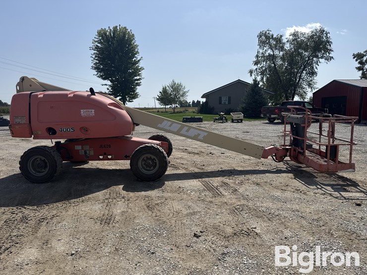 2002-jlg-400s-image-4