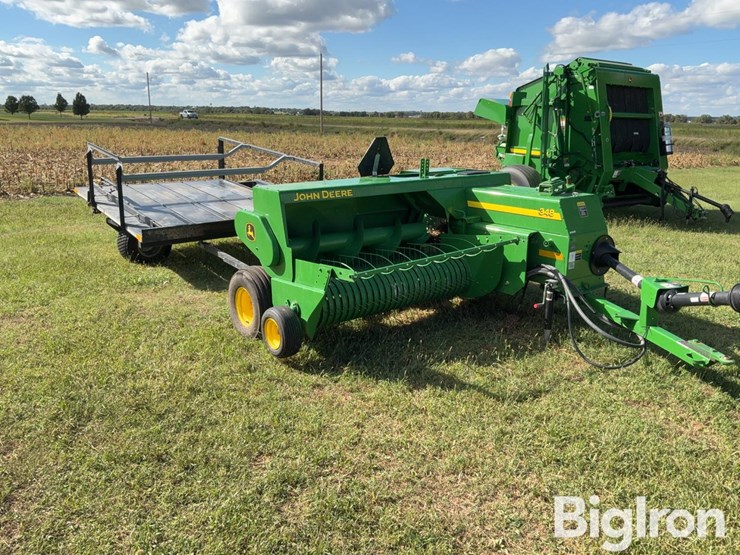 2021-john-deere-348-image-3