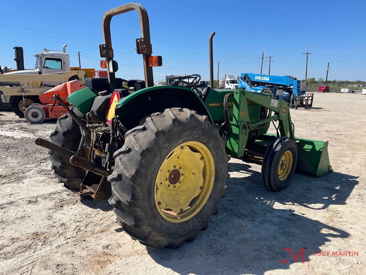 john-deere-5200-image-3