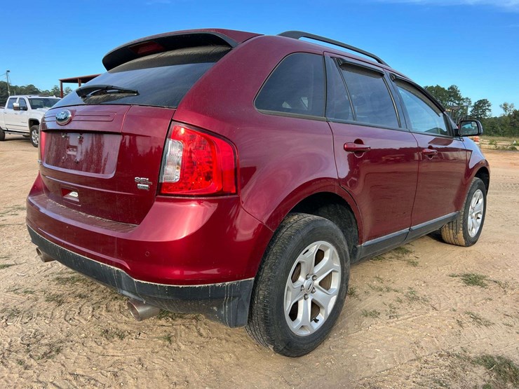 ford-edge-sel-image-3