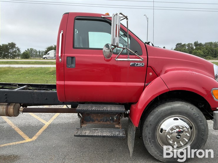 2015-ford-f750-xlt-image-20