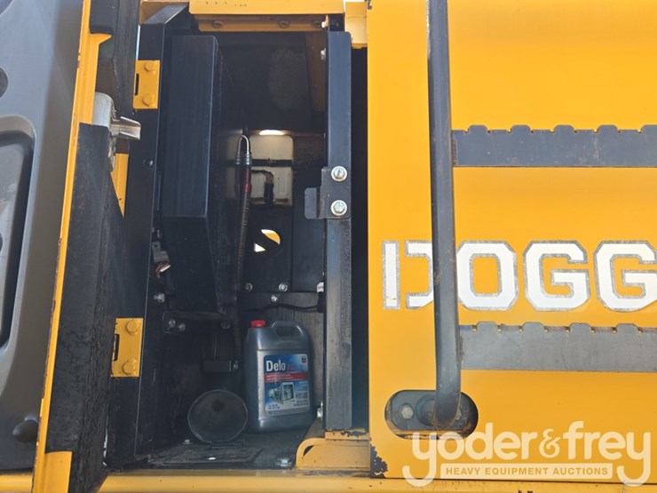 2019-deere-470g-lc-image-33