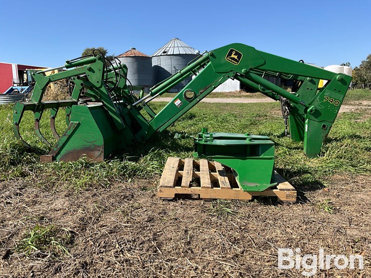 john-deere-740-image-8