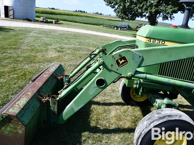1977-john-deere-4230-image-13