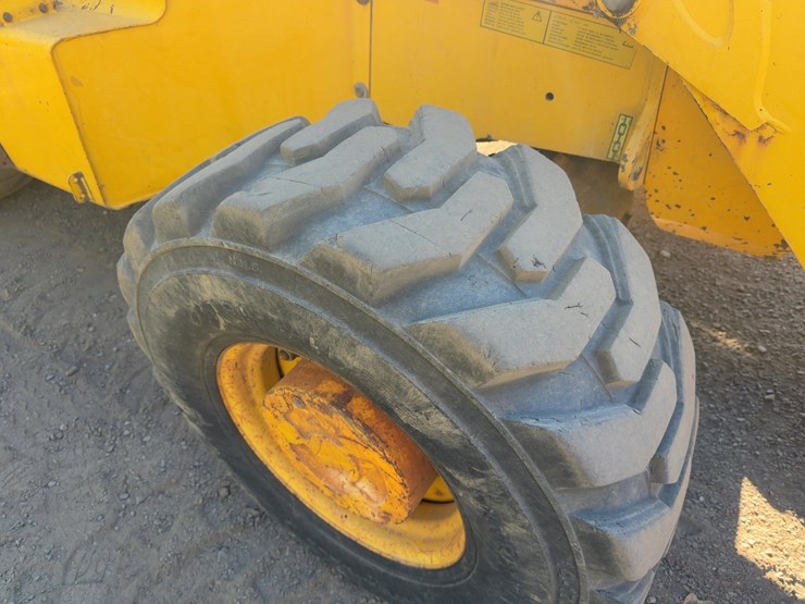 2001-jcb-214-image-12