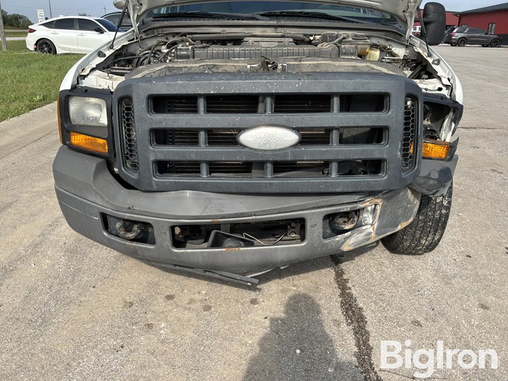 2006-ford-f250-xl-image-13