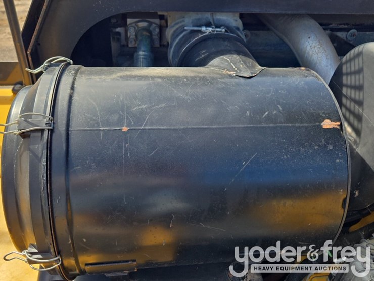 2019-deere-470g-lc-image-59