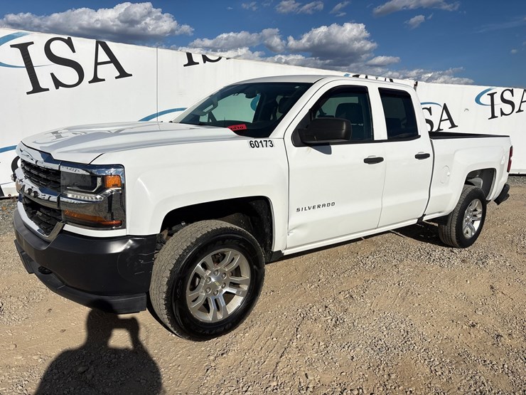 2019-chevrolet-silverado-1500-image-1