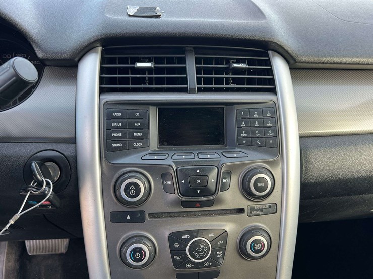 ford-edge-sel-image-15