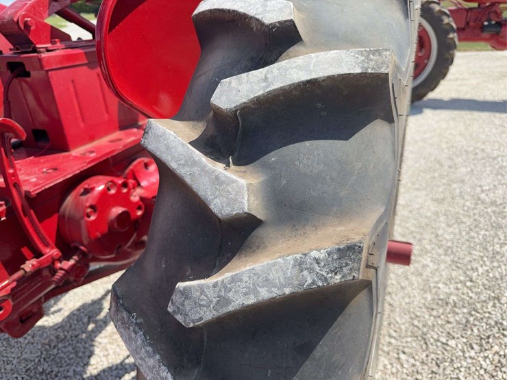 farmall-super-h-image-16
