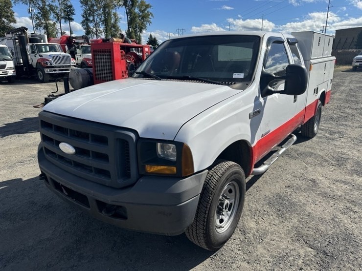 2006-ford-f350-xl-image-1