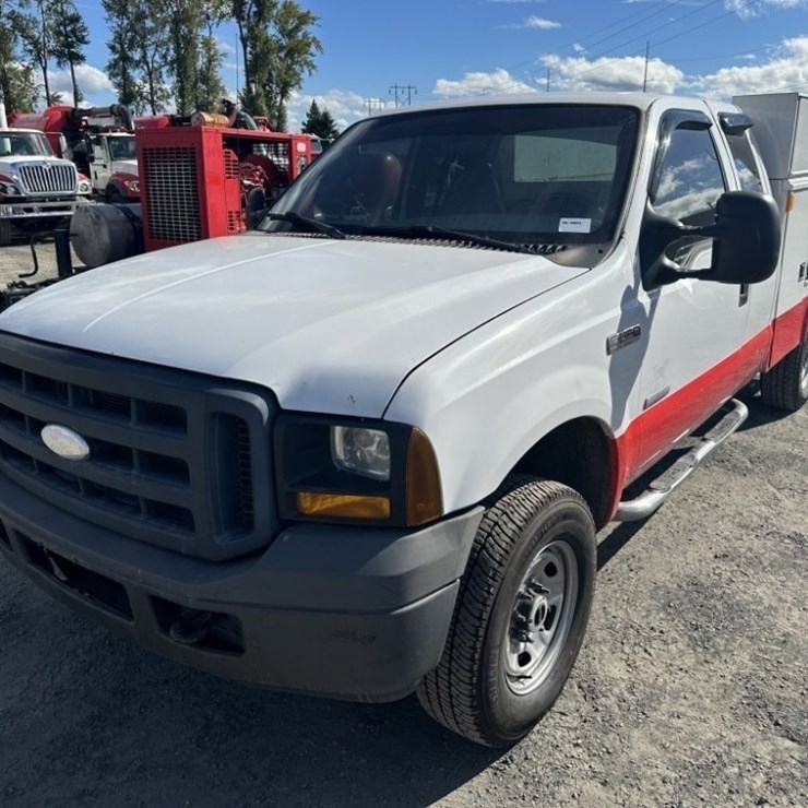 2006 FORD F350 XL
