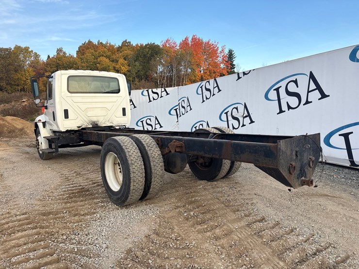 2002-international-4300-sba-image-3
