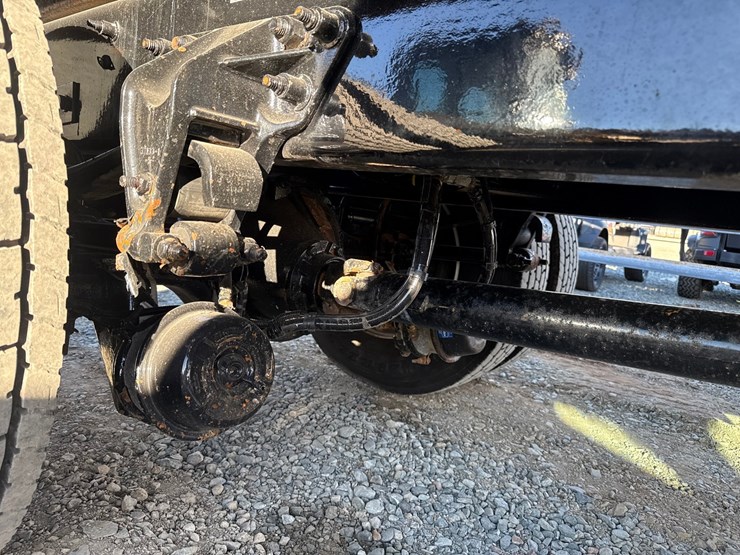 2020-kenworth-t270-image-33