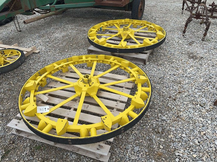 john-deere-b-image-1