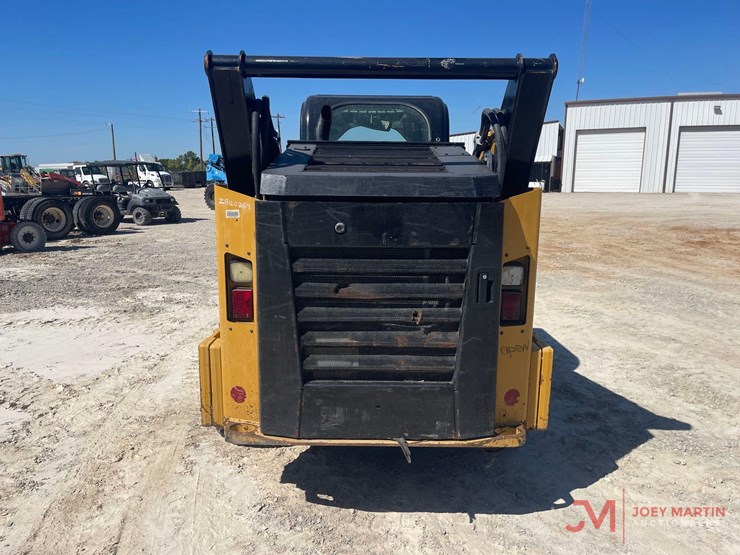 2019-caterpillar-272d3-image-4