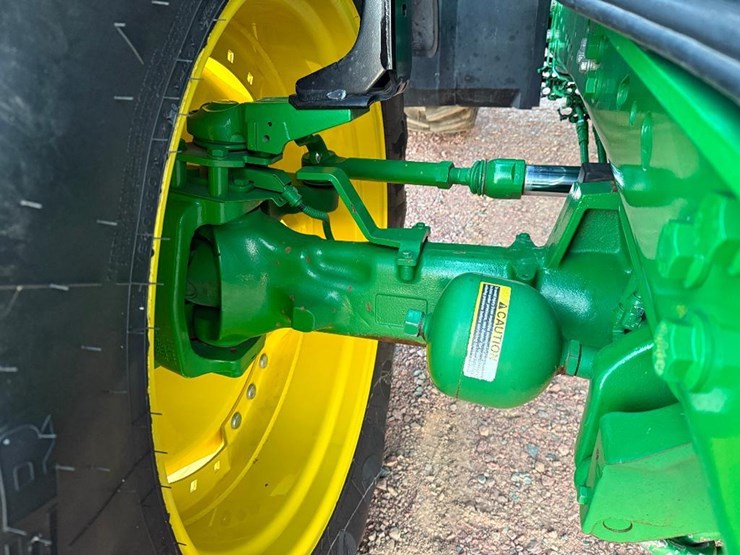 john-deere-6215r-image-44