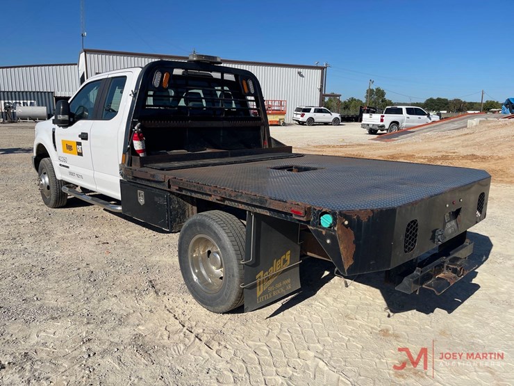 2017-ford-f350-xl-image-5
