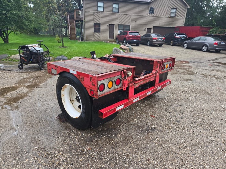 #2081-•-2006-lowboy-pin-on-axle-image-1