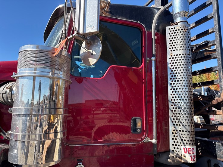 2009-kenworth-t800-image-12