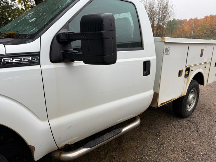 2011-ford-f350-image-17