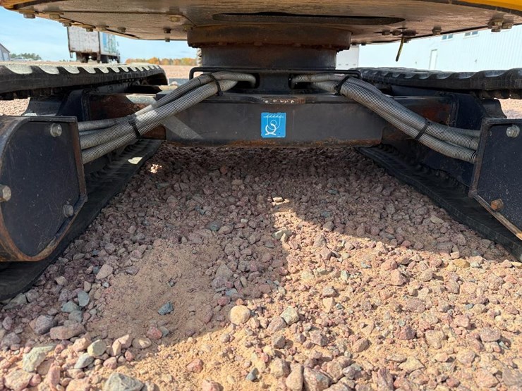 deere-17g-image-20