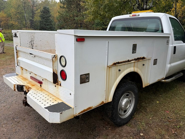 2011-ford-f350-image-5