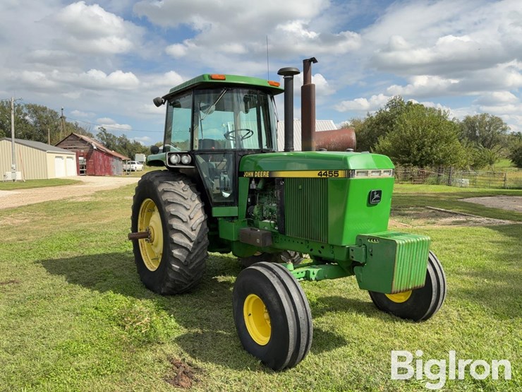 1992-john-deere-4455-image-3