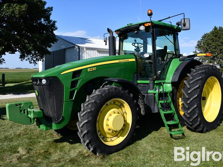 2008-john-deere-8230-image-1