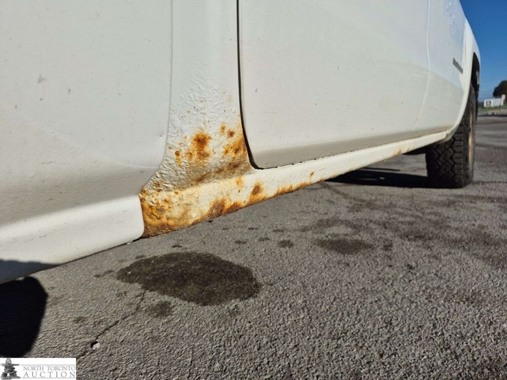 2014-chevrolet-silverado-1500-image-28